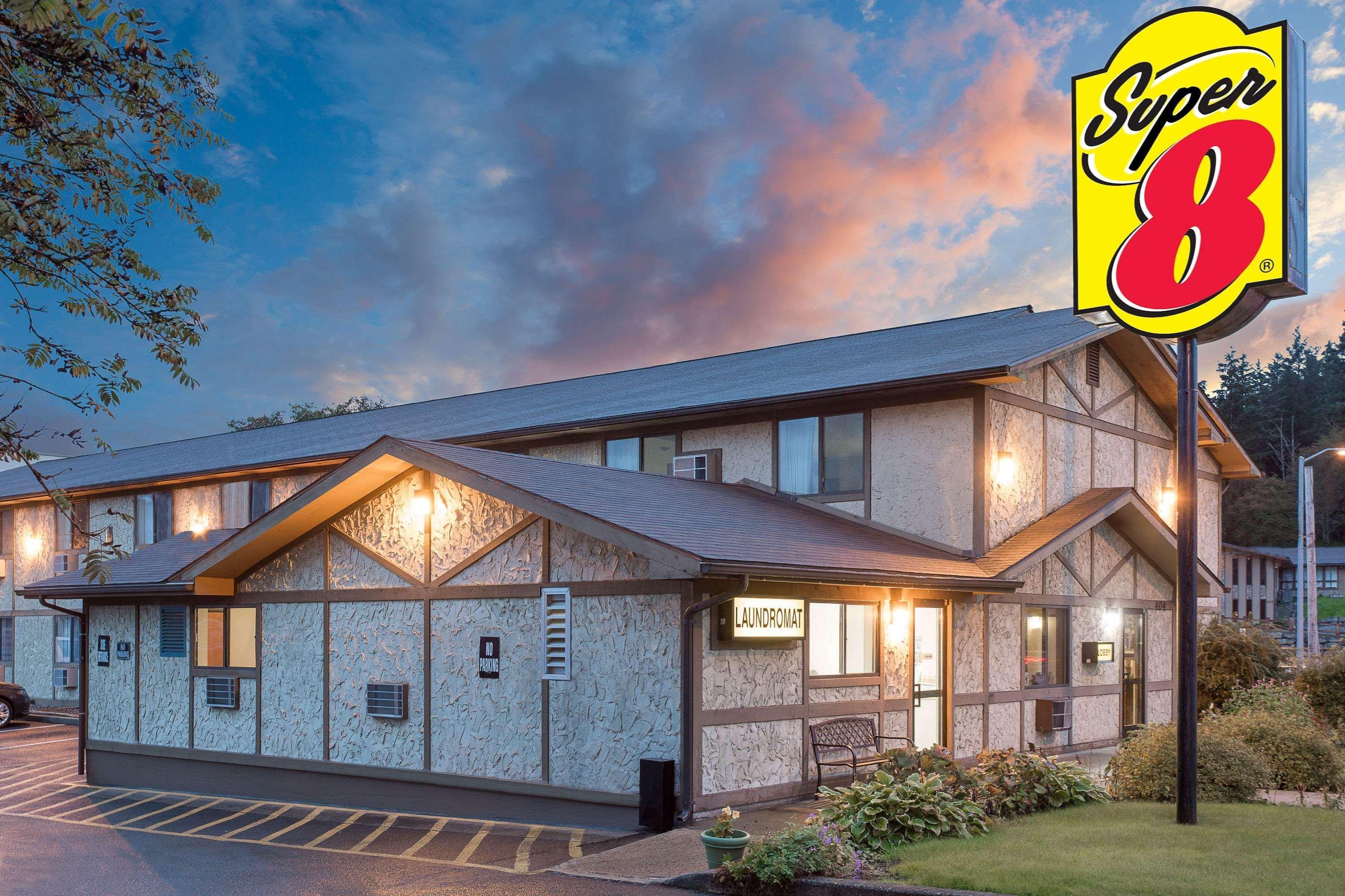 Super 8 By Wyndham Sitka Hotel Exterior foto